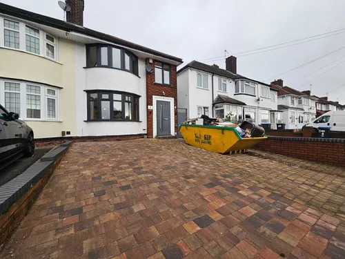 Sundial Lane, BIRMINGHAMphoto