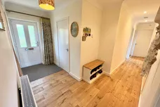 Stonefield Close, Shrivenham, Swindon