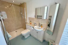 Stonefield Close, Shrivenham, Swindon