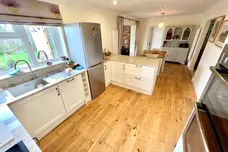 Stonefield Close, Shrivenham, Swindon