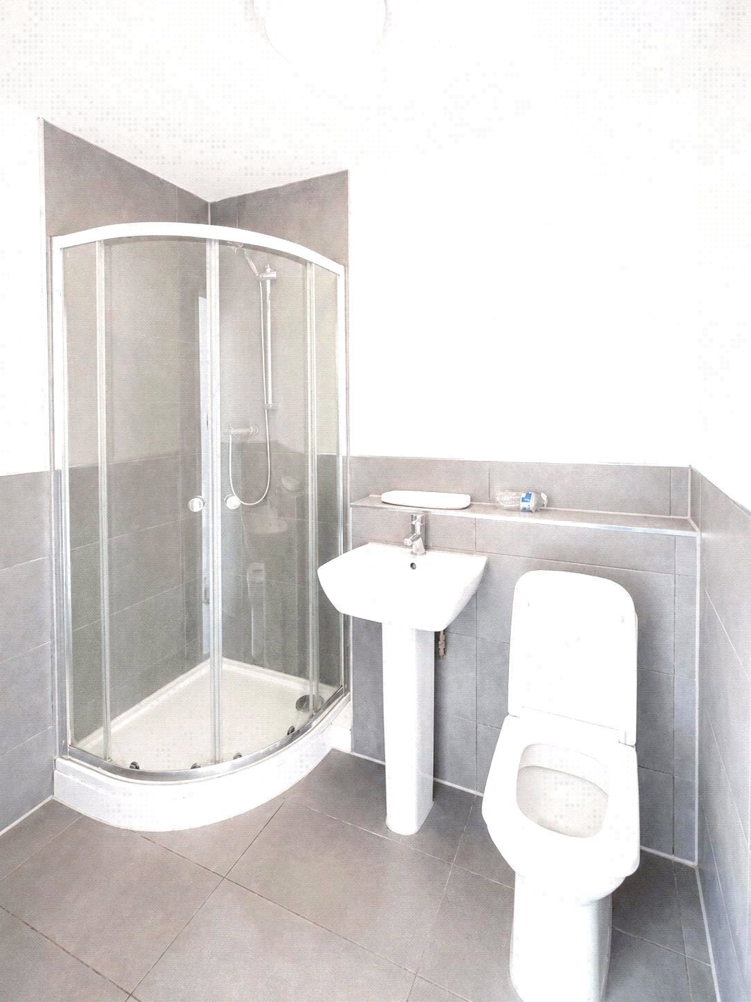 Elizabeth Way, Harlow, Essex, CM19 Image 3