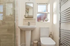Sutton Grove, Broughton, Aylesbury