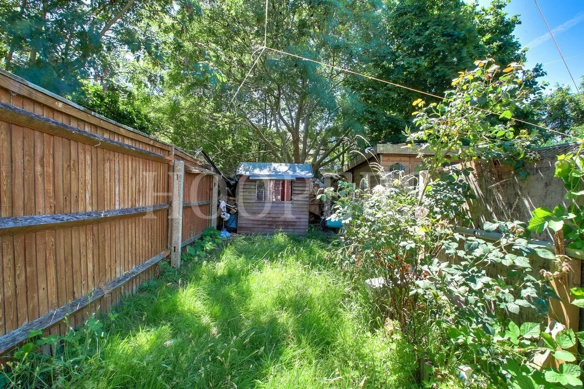 168A Braemar Avenue,London,NW10 0DS,LONDON,NW10 0DS