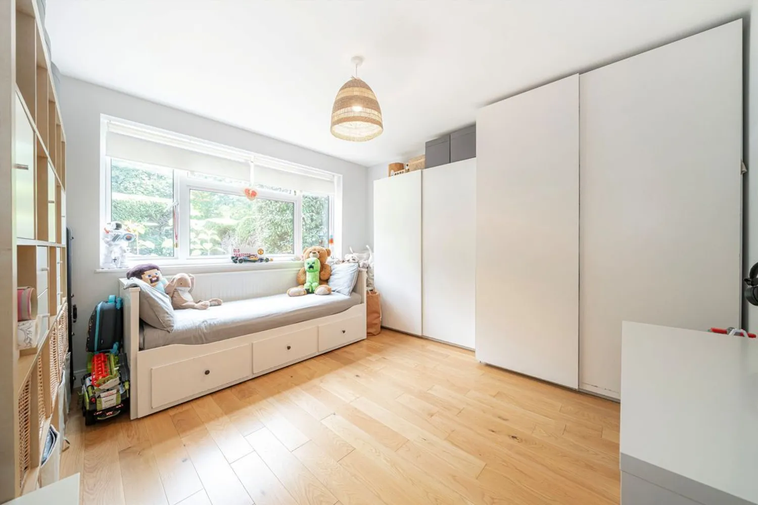 Brooklands Road, Weybridge, KT13 photo 6