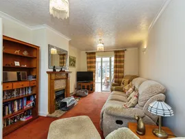 Holman Street, Aylesbury thumb 3