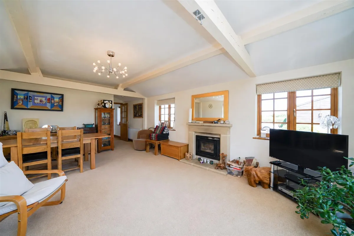 Leighton Road, Northall, Buckinghamshire, LU6 2GA
