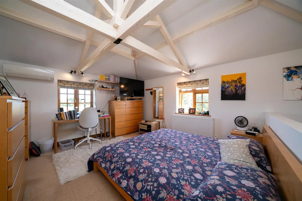 Leighton Road, Northall, Buckinghamshire, LU6 2GA