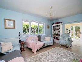 Hawthorne Avenue, Willerby, Hull thumb 3