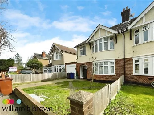 St Georges Avenue, Grays, Essexphoto