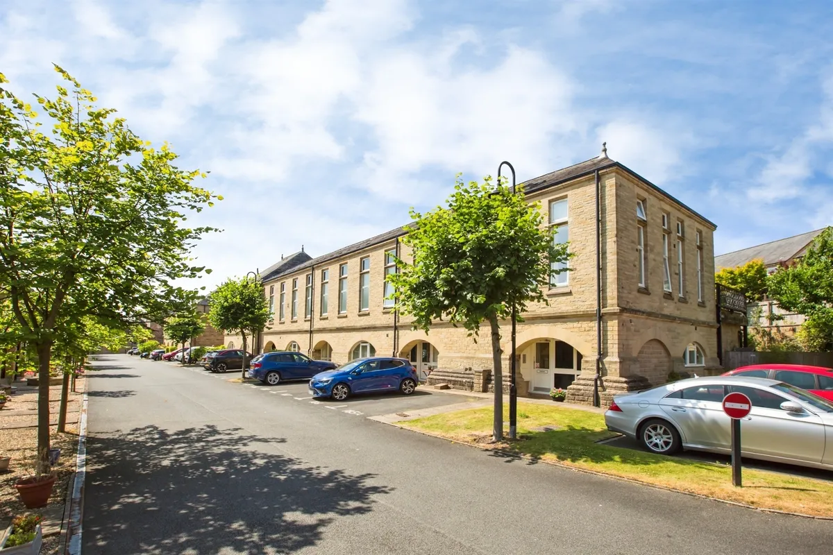 Haworth Close, Halifax