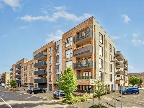 Reynard Way, Brentfordphoto