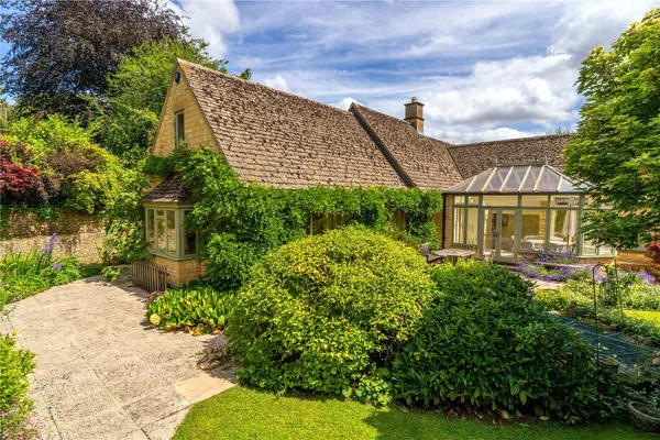 Station Road, Chipping Campden, GL55 photo 11