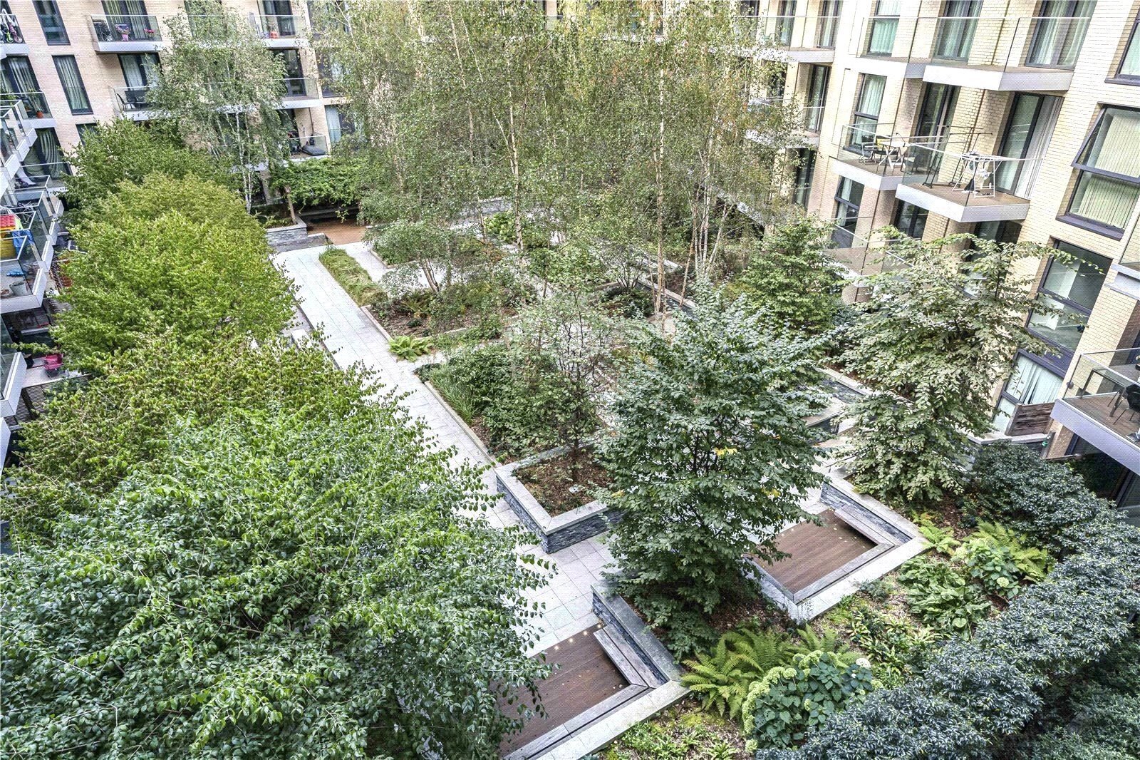 Catalina House,, Goodman's Fields, Aldgate, London, E1 Image 24