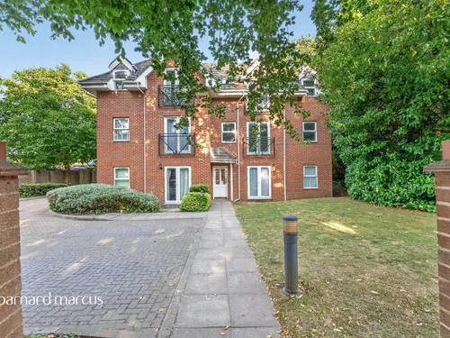 Pampisford Road, South Croydonphoto