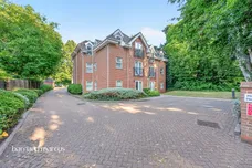 Pampisford Road, South Croydon