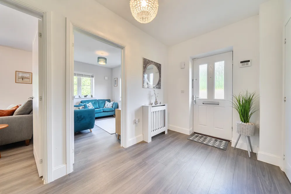 Hayler Gardens, Southwater, RH13 photo 6