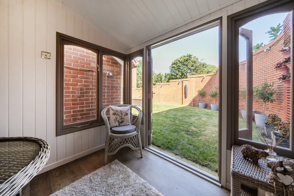 Hayler Gardens, Southwater, RH13 photo 15
