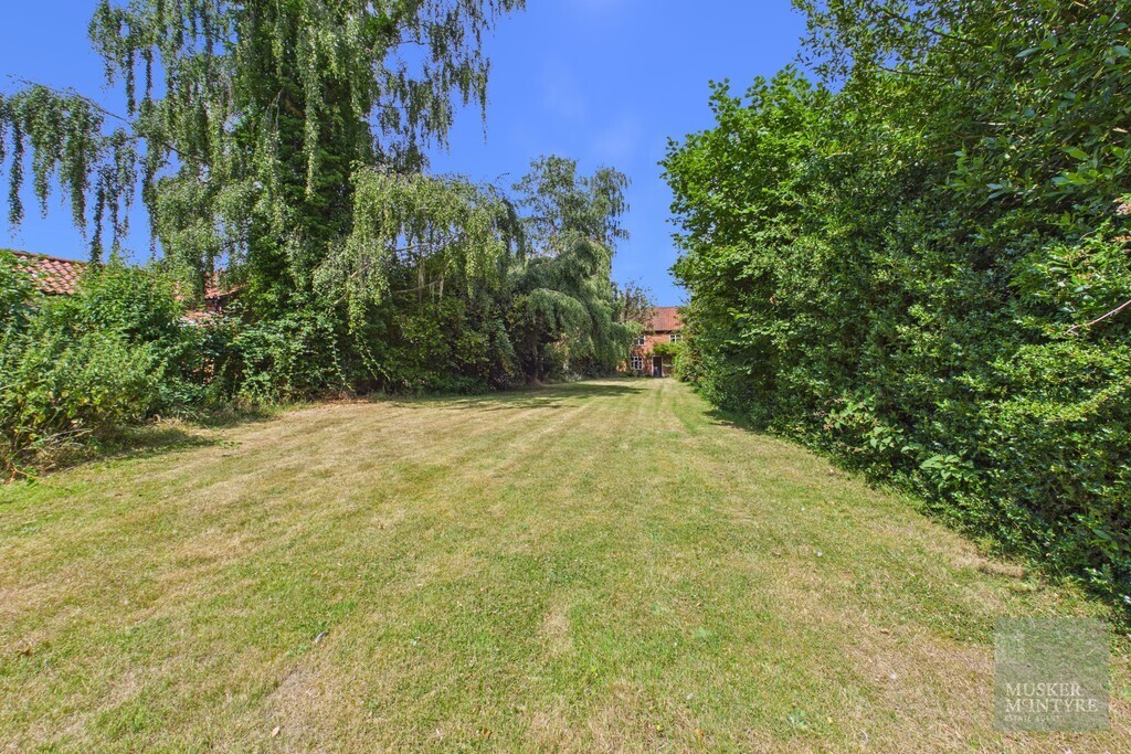 The Street, Somerleyton Image 17