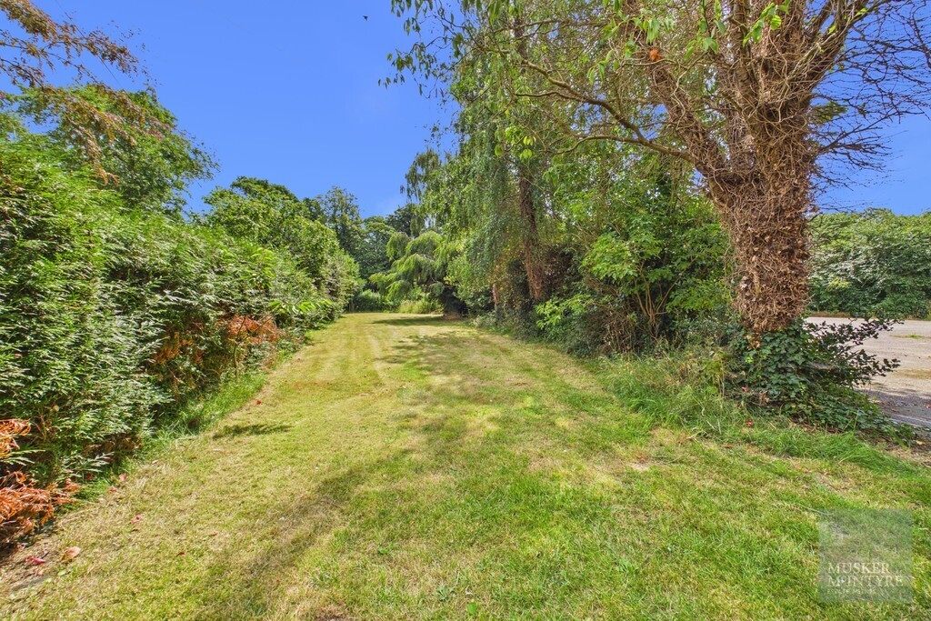 The Street, Somerleyton Image 19