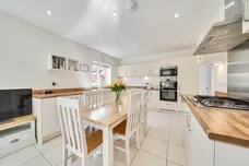 Hayler Gardens, Southwater, RH13 photo 2