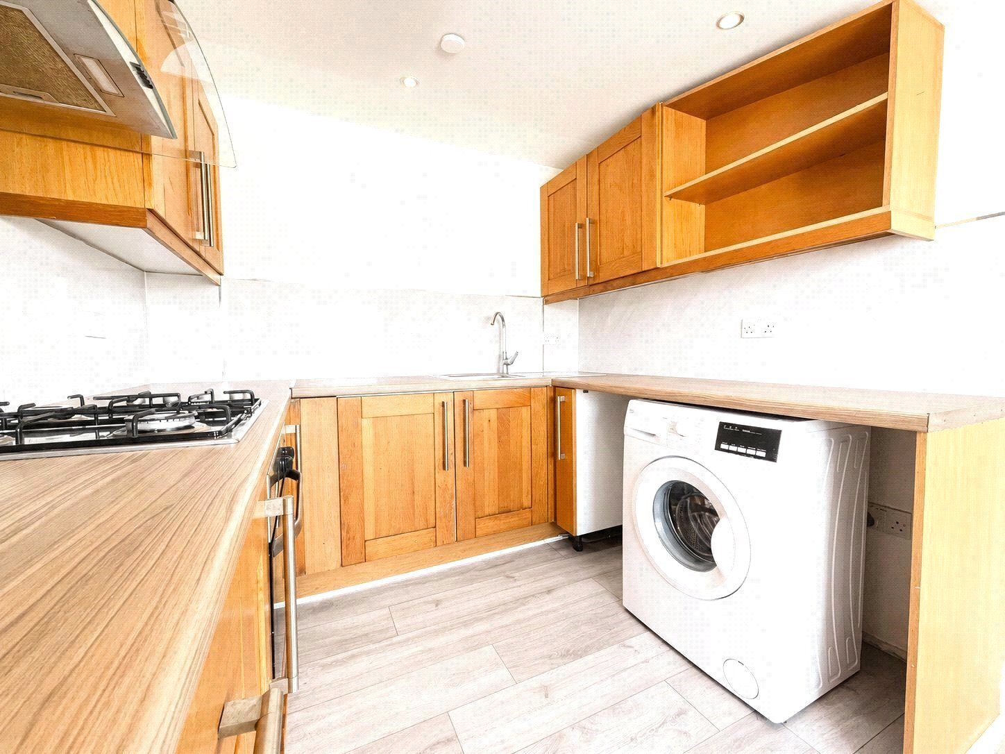East Road, London, E15 Image 4