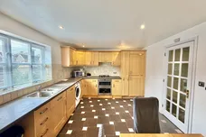 Waine Rush View, WITNEY