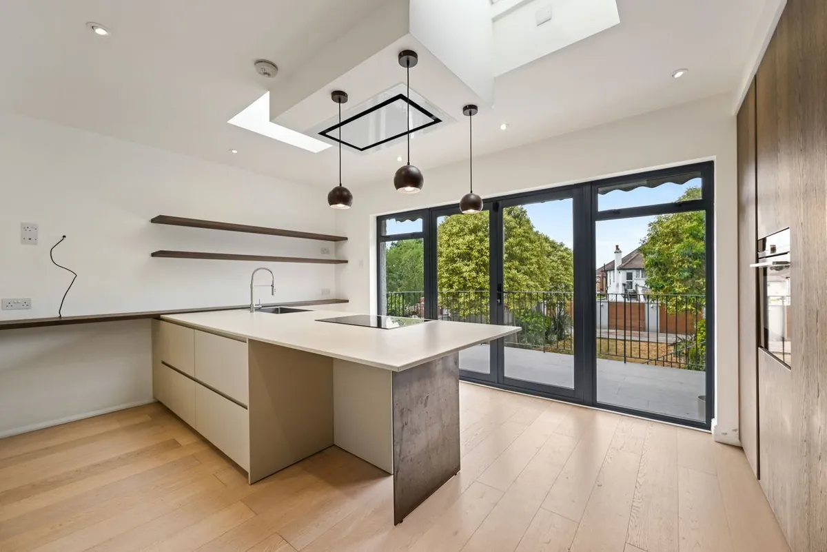Randall Avenue, London, NW2