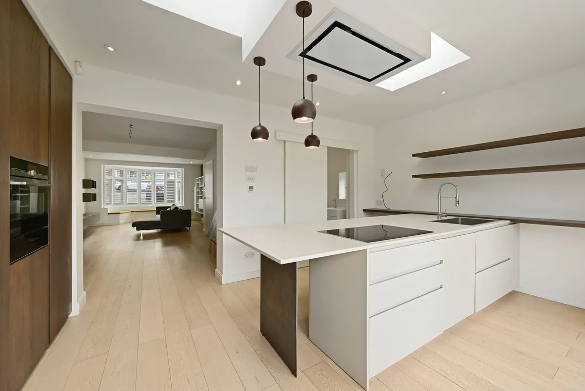 Randall Avenue, London, NW2