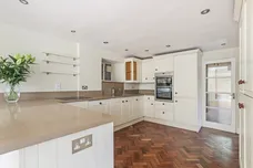 Far Wells Road Bisley GL6 photo 3