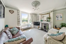 Folly Lane, St. Albans, AL3 photo 2