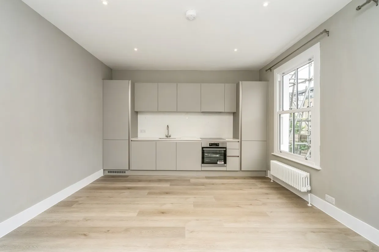 Kilburn Park Road London NW6 photo 7