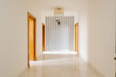 Royal Manor Drive London N11 photo 7