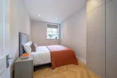 King Street Hammersmith W6 photo 7
