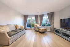 Ashburnham Mews Westminster SW1P photo 5