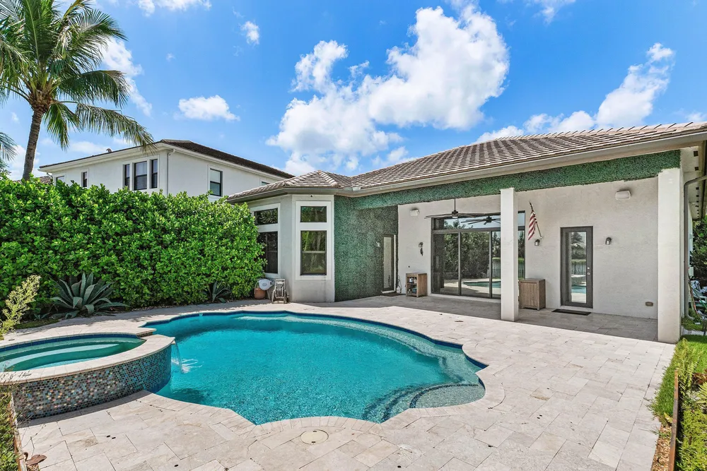 16872 Pavilion Way, Delray Beach, FL 33446
