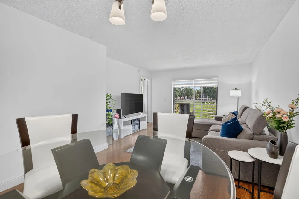2793 NW 104th Ave, Sunrise, FL 33322