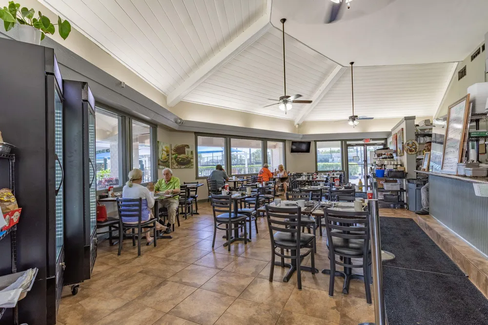 1025 Ventnor H, Deerfield Beach, FL 33442