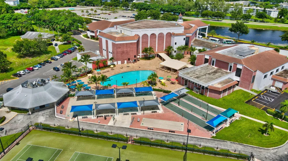 1025 Ventnor H, Deerfield Beach, FL 33442