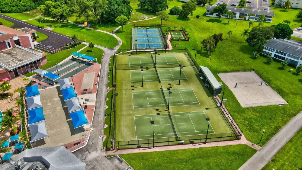 1025 Ventnor H, Deerfield Beach, FL 33442