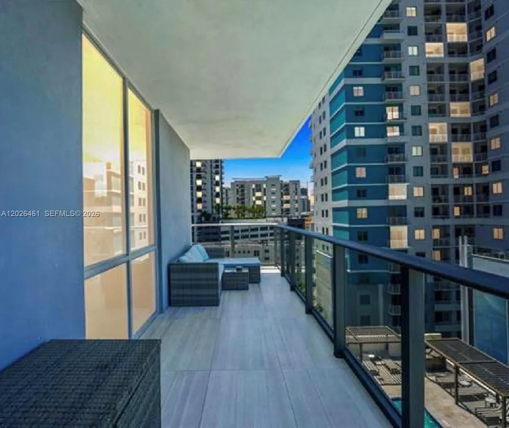 1010 SW 2nd Ave, Miami, FL 33130