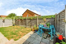 St. Aubin Close, Crawley