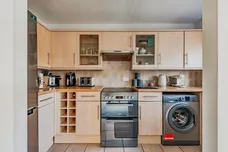 St. Aubin Close, Crawley