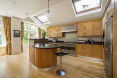 Lytton Grove, London, SW15 photo 6