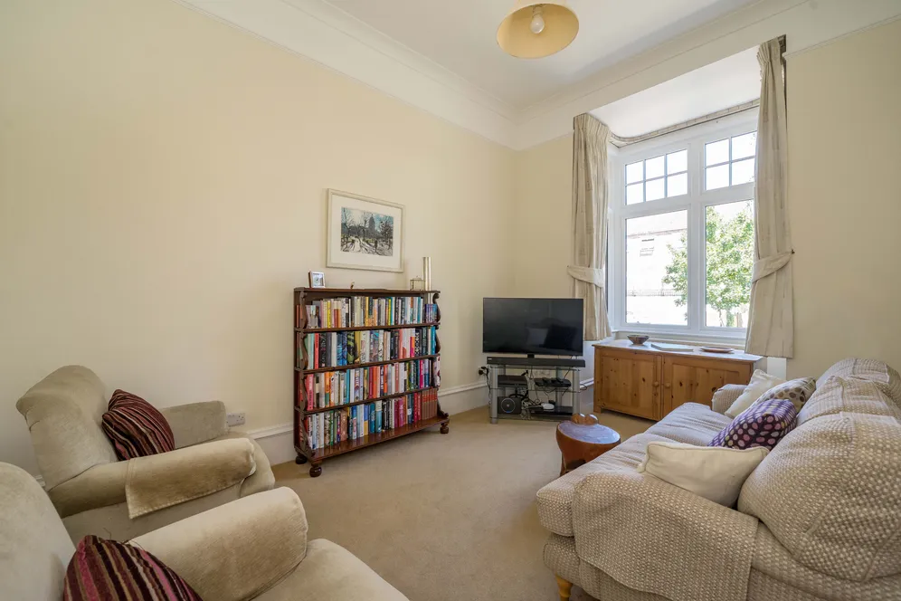 Lytton Grove, London, SW15 photo 10
