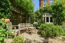 Lytton Grove, London, SW15 photo 25