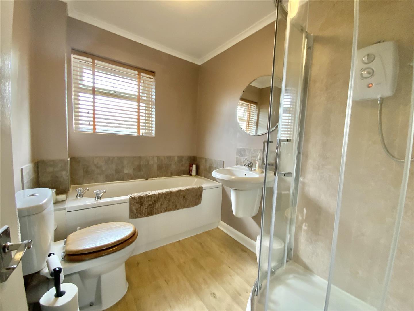Meadow View, Potterspury, Towcester Image 8