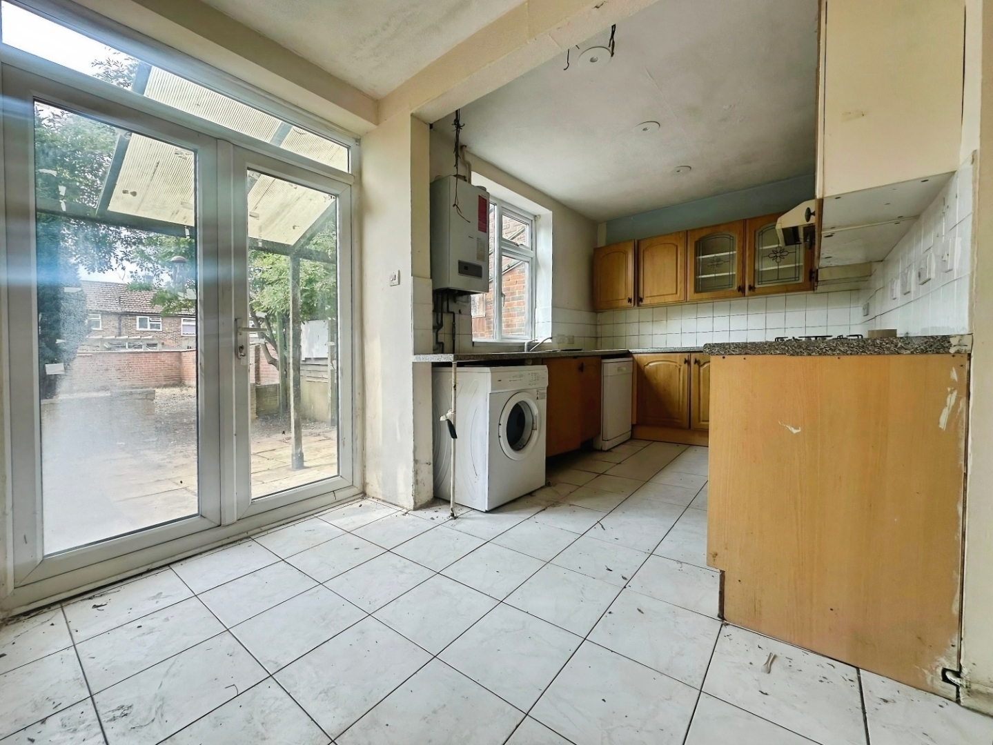 Lower Lees Road, Slough Image 5