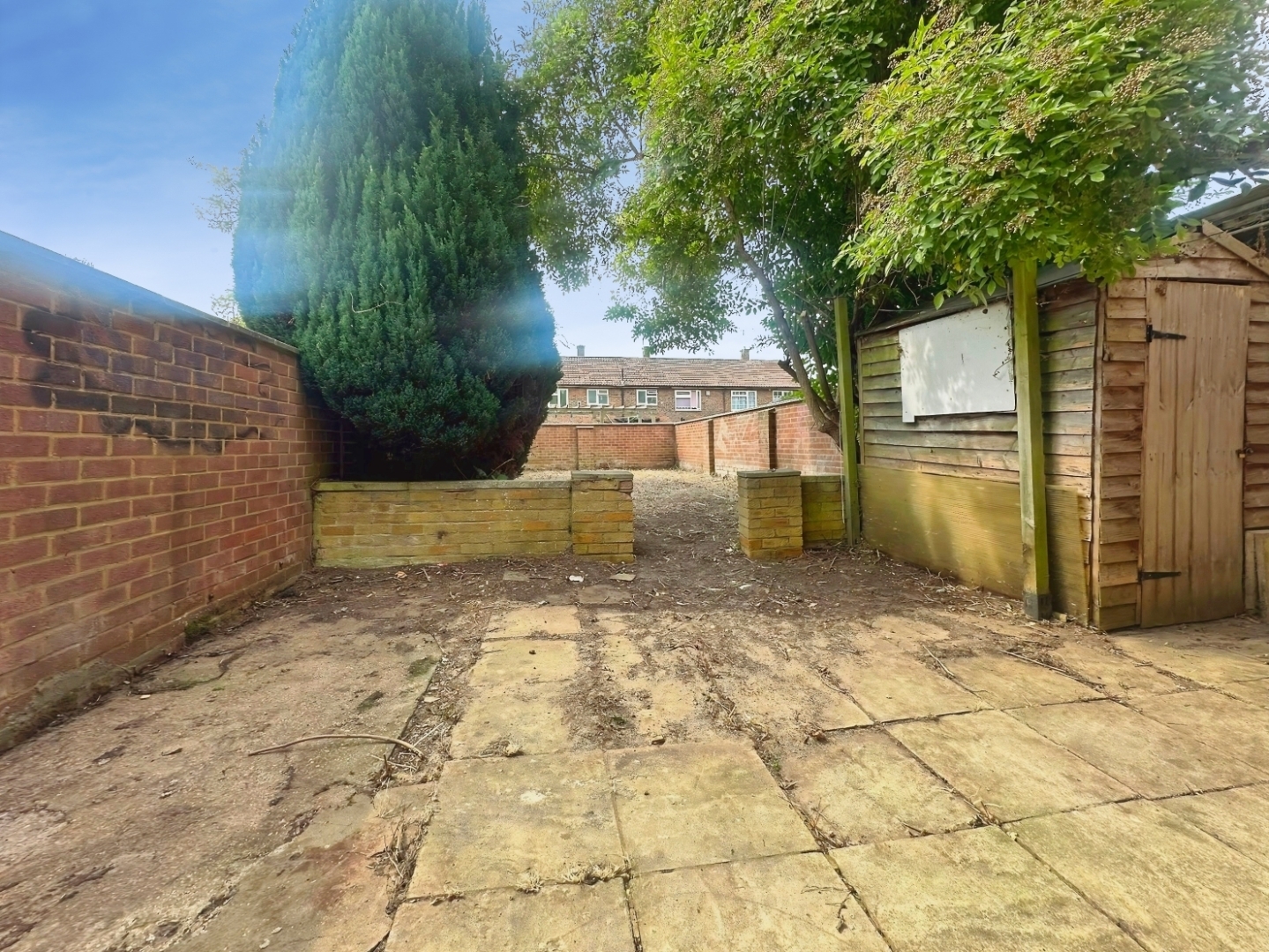 Lower Lees Road, Slough Image 11