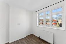 Thurleston Avenue, Morden