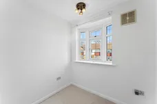 Thurleston Avenue, Morden